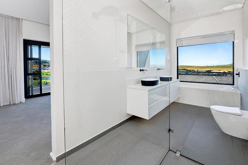 4 Bedroom Property for Sale in Clara Anna Fontein Western Cape